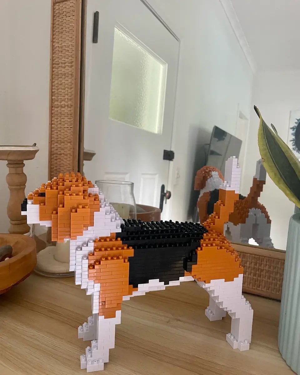 JEKCA Beagle Mini 01S | Plastic Building Blocks | Age 14+ 並行輸入品 : JEKCA Old English Sheepdog Mini 01S | Mini Dog Plastic