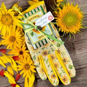 Gardening gloves, sunflower gloves, gardening gift, personalized seeds, teacher gift, stocking stuffer, shower favor, welcome basket