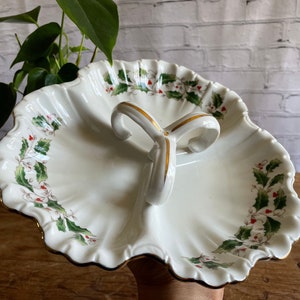 Three Compartment Candy Dish/Jewelry/Holly Pattern