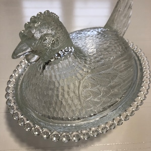 Clear Glass Nesting Hen Vintage