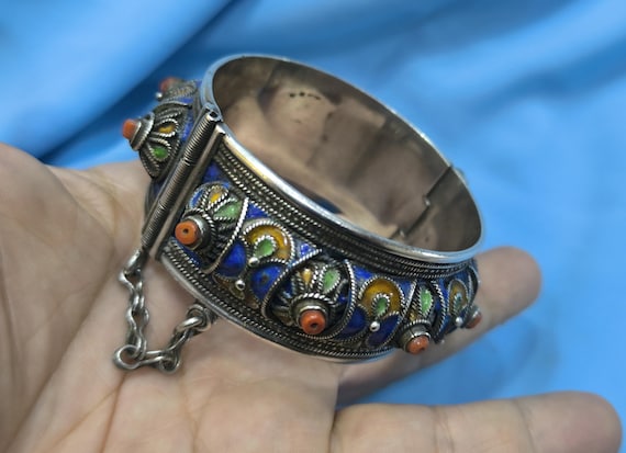 Bracelet berbère antique / bijoux berbère / bracelet manchette berbère / bracelet kabyle / bracelet Touareg/ bracelet berbère réglable /boho