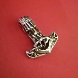 Thor&#39;s hammer, sterling silver. Viking jewelry, amulet, talisman pendant, Mjölnir.