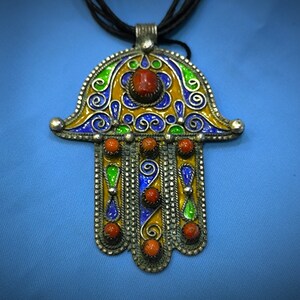 Kabyle - old Algerian khamsa, greater Kabyle region / Kabyle jewelry / Berber / tribal / sterling silver 925 / hamsa / vintage khamsa