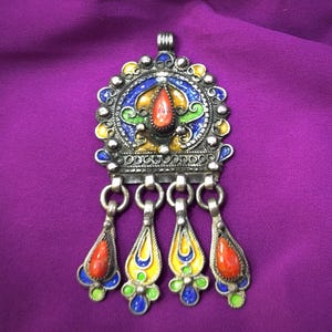 Kabyle - Vintage Algerian Pendant from the Greater Kabyle Region / Kabyle Jewelry / Berber Jewelry / Kabyle Pendant / Berber Pendant.
