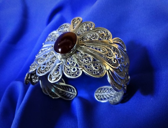 モロッコ - ユニークなスターリングシルバーフィリグリーブレスレット  