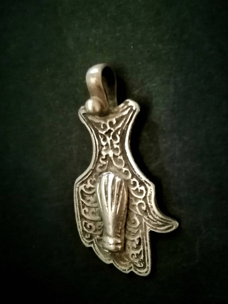 protective jewelry. MAROC Ancient Berber silver khamsa handmade in essaouira Berber jewelry Hand of Fatima ancient hamsa