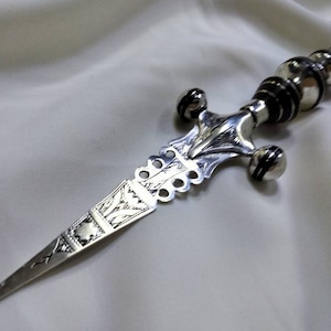 Níger: abridor de cartas tuaregue, abridor de papel prateado, abridor de cartas elegante, presente masculino original, abridor de papel, prata esterlina e madeira de ébano