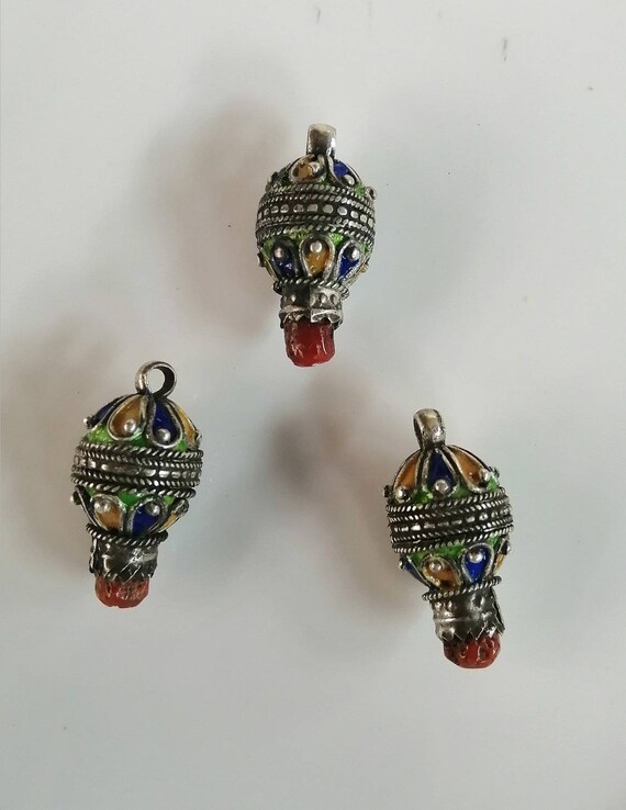 Three ancient ethnic Kabyle pendants for fixation… - image 3