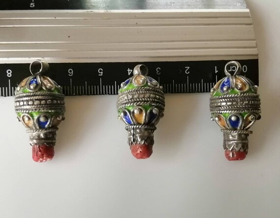 Three ancient ethnic Kabyle pendants for fixation… - image 6