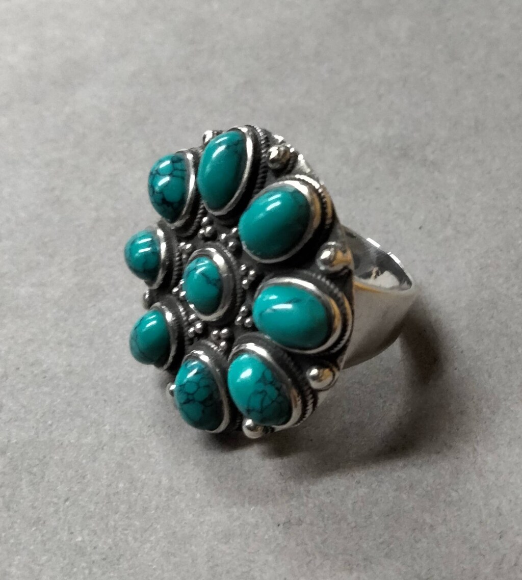 Shanya Anello Etnico In Argento Sterling Con Pietra Turchese E Howlite - Fatto A Mano