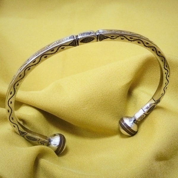 Niger - Tuareg cuff bracelet in 925 silver/ Touareg jewelry/ silver from Niger/ Mali/ Tuareg bracelet/ Berber/ modern, bracelet.