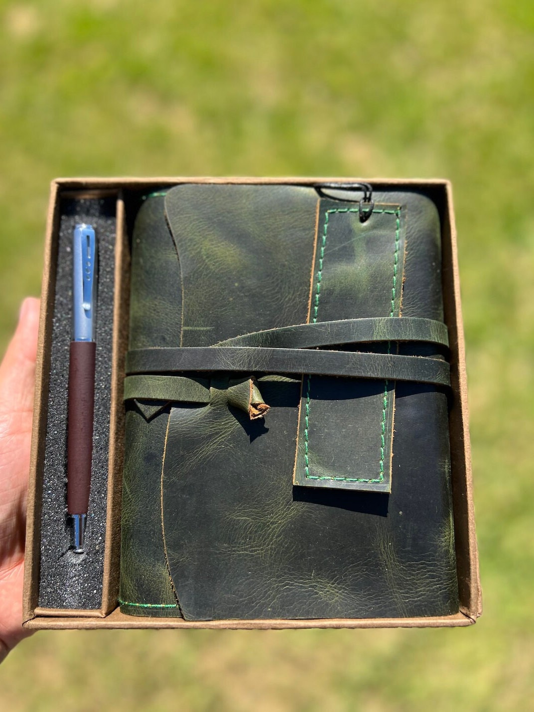 Personalized Leather Journal with Pen: Refillable Travelers Notebook