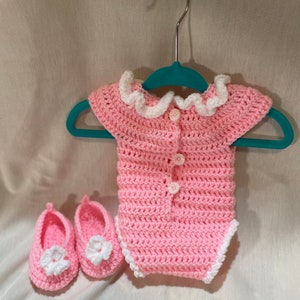 Crochet baby rompers with matching shoes