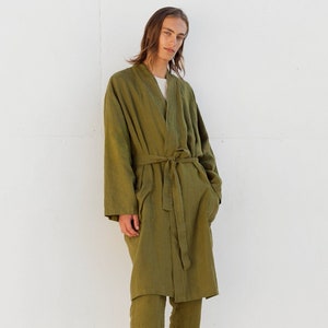 Men&#39;s Short Linen Robe MONOTROPA. Kimono-Style Jacket