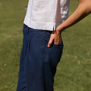 Women’s Pleated Linen Pants With Zipper Fly