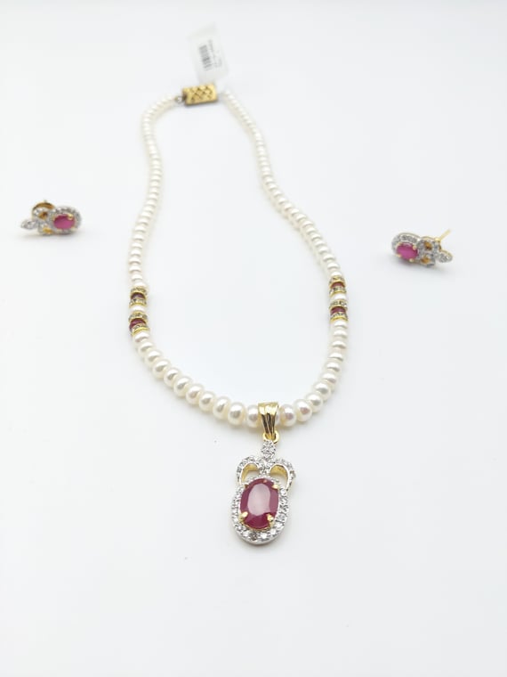 Elegant authentic ruby and pearl set - image 1