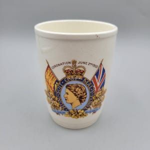 Vintage 1953 Queen Elizabeth II Coronation Mug Ceramic Cup