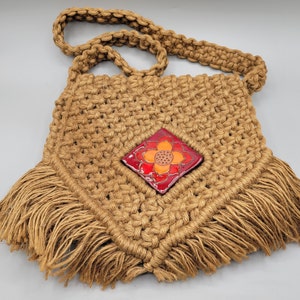 Sac à bandoulière bohème hippie en macramé, carreau de céramique fait main à rabat