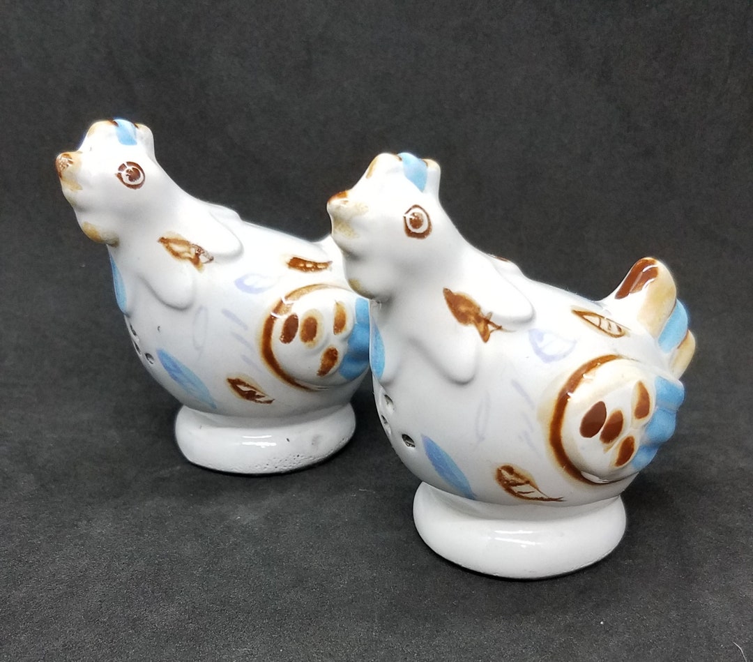 Chicken Salt and Pepper Shakers Ceramic Hens Made in Japan Etsy