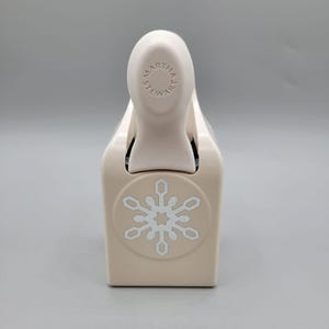 Martha Stewart Large Snowflake Paper Punch Christmas