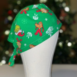 Mens Grinch Surgical Scrub Cap| Christmas Scrub Hat for Men| Grinch Surgical Bonnet| Green Xmas Scrub Cap| Cute Chemo Cap| Gift for Nurse