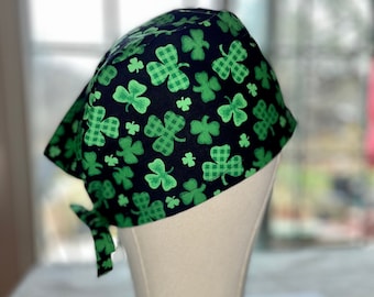 St Patrick's Day Kleeblatt Scrub Cap für Herren | Chirurgische Krankenschwester Hut, Kleeblatt