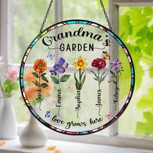 Grandma&#39;s Garden Suncatcher Gift For Grandma,Personalized Birth Flower Stained Glass Window Hanging Suncatcher,Mother&#39;s Day Gift For Grandma