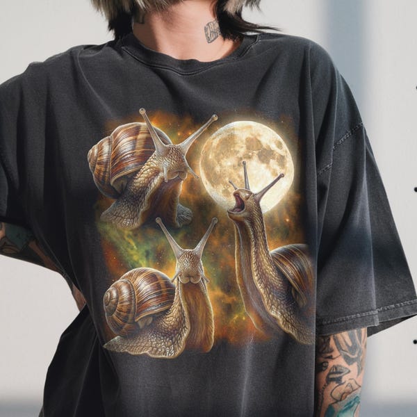 Comfort Colors® Three Snail Moon Shirt, Vintage 90s Graphic Tee, Weirdcore, Goblincore