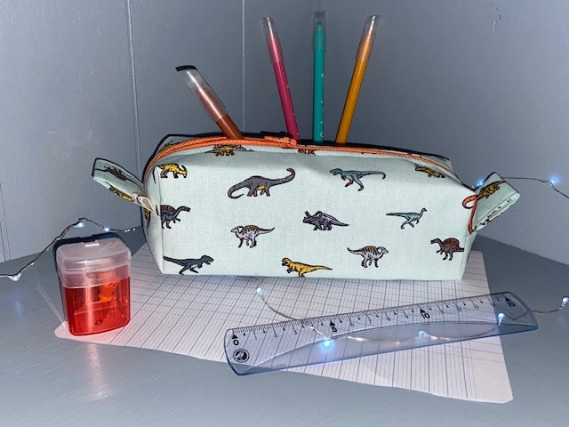 Trousse à Crayons Rectangulaire avec Anses et Doublure Fermeture Glissière - Dinosaures