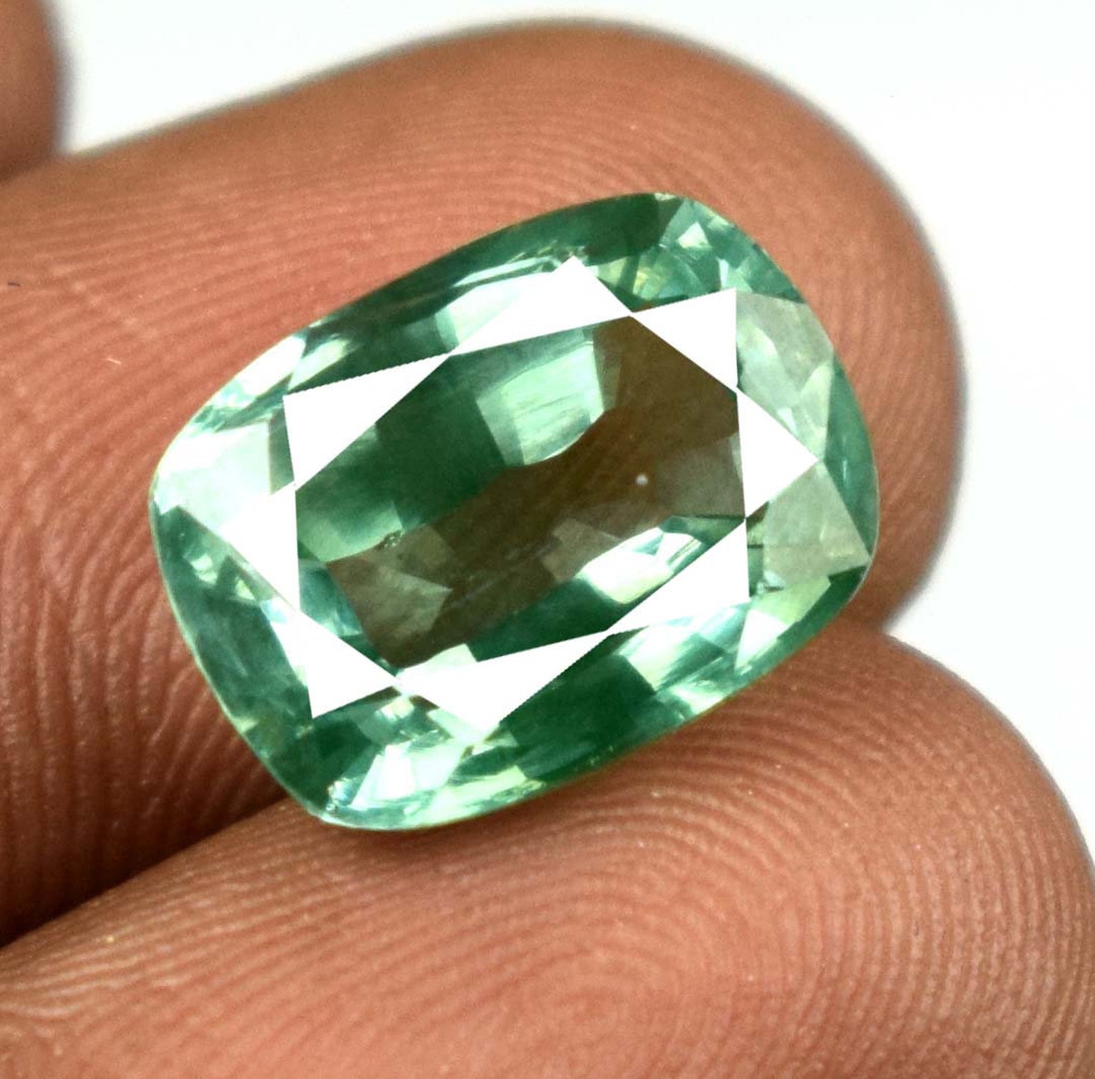 green sapphire stone green sapphire stone