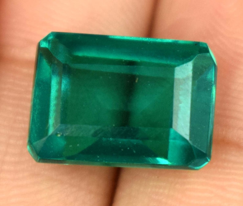 Colombian Green Emerald 13.40 Ct Emerald Cut Gemstone 100/% Natural VS Clarity AGI Certified Z5767