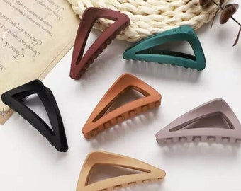 Matte claw hair clip | Medium size hair claw | Acrylic hair clip | Morendi Matte color | Gift for her | Tan, Teal, Black, Beige, Green, Blue