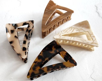 Acetate hair claw clips | Triangle acrilic hair claw | Tortoise hair claw | Hair accessory for her | Midium size