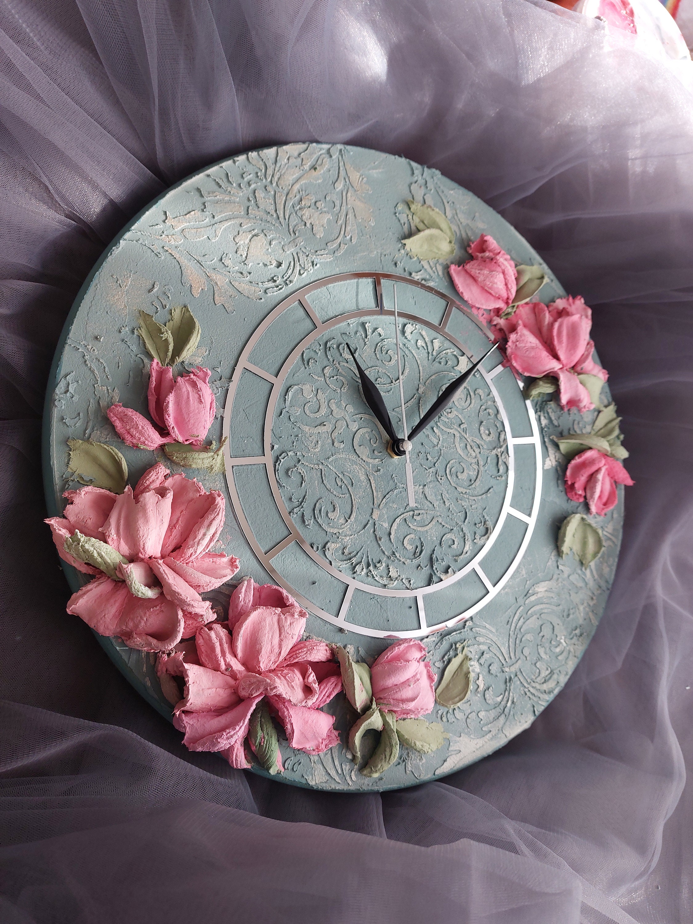 Clocks Using Sculptural Painting Technique, Floral Clocks, Wall Vintage