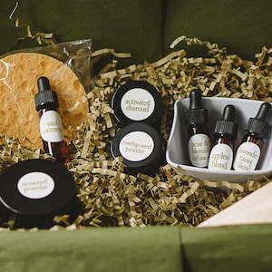 Beauty Facial Mask Kit / Make Your Own Skin Care / 4-6 DIY Masks / Customized Ingredients / Supplies Included / Gift Box + Personal Label /