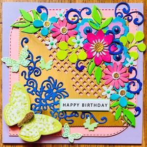 Charming Birthday Card with Green Butterfly and Flower Arrangement – Perfect for Celebrations