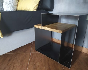 Table de chevet industrielle artisanale | table de lit en fer et bois | table de nuit minimaliste