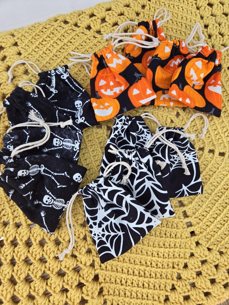 Gorgeous Halloween Drawstring Goody Bags Picture for Your Screen Gorgeous Halloween Drawstring Goody Bags Picture for Your Screen