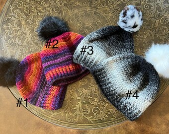 Yin Yang Beanie, Black Striped Winter Beanie With Black Pom  display picture 3