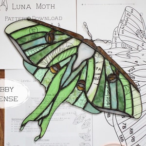 Stained Glass Pattern Hobby License: Luna Moth pdf