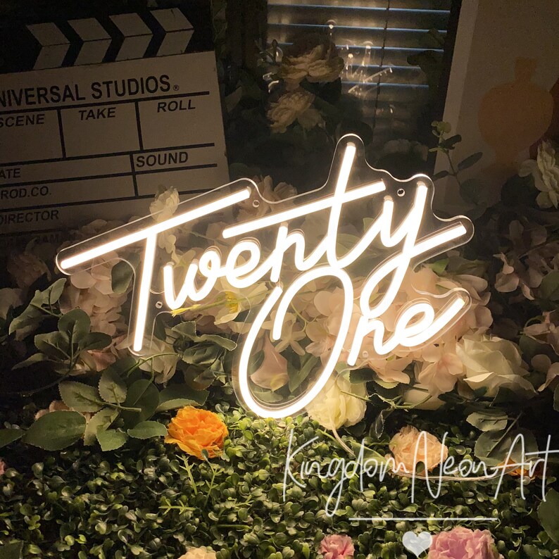 Twenty One Neon Sign, 21st Birthday Party Decor, Personalized Gift - Etsy