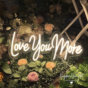 Te amo más Letrero de neón Letrero de neón personalizado Letrero de neón de boda Luz LED Decoración de pared para dormitorio Decoración de fiesta de boda Regalo personalizado para ella