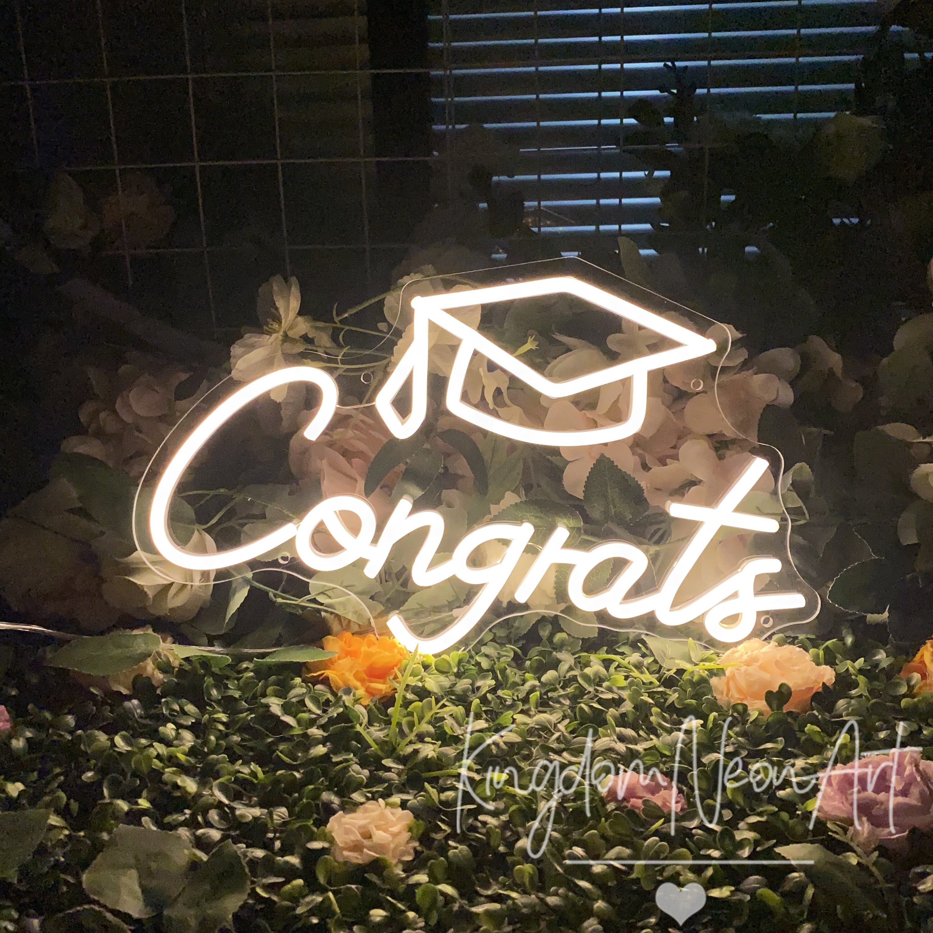Congrats Grad Neon Sign: Custom Graduation Party Decor - Etsy