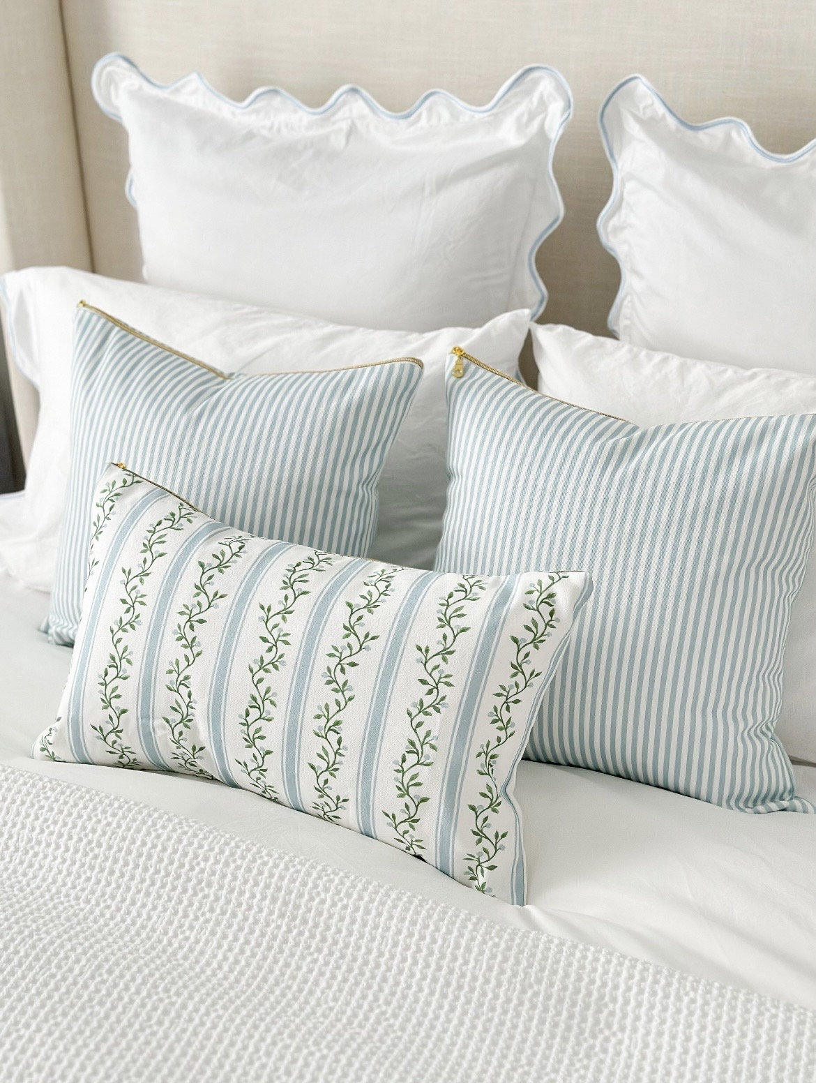 Laura Ashley Down Throw - Etsy Laura Ashley Down Throw - Etsy