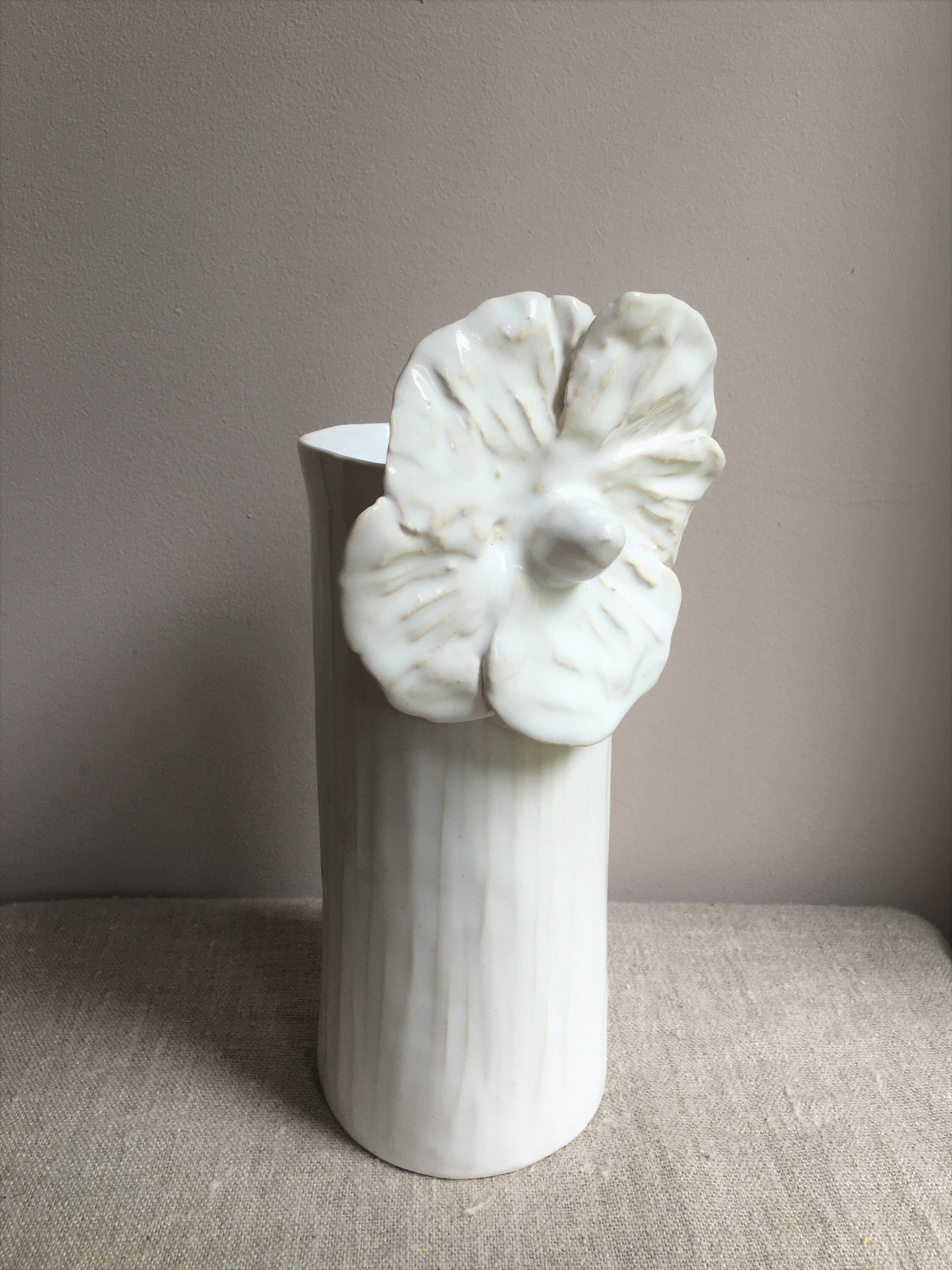 Vase Blanc en Céramique, Pièce Unique, Fait Main, Décoration Intérieur