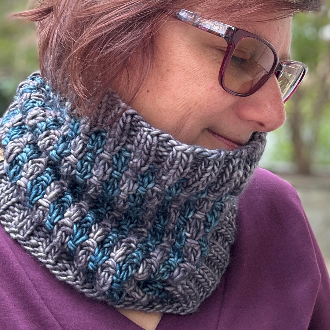 Giethoorn Neckwarmer / Hand Knit Cowl / Hand Knit Neck Warmer / OOAK Cowl / Sjkknits / Socal