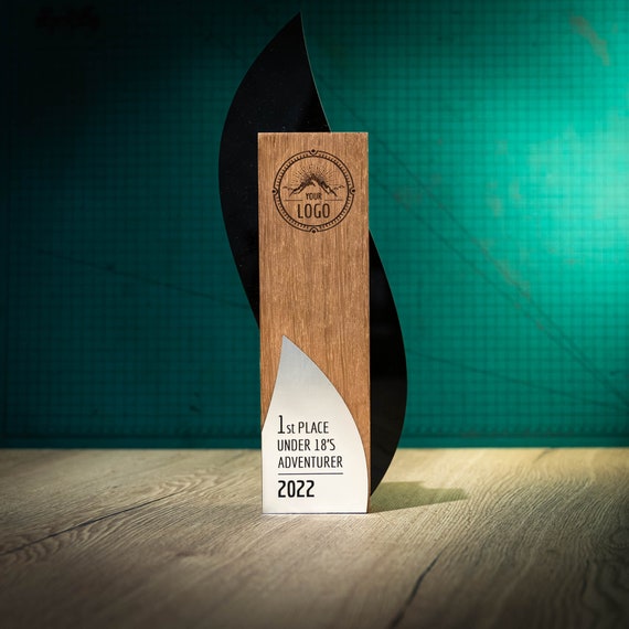 Premio madera grabada FS-10-2311 logotipo empresa trofeo personalizado
