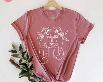 Funny Crowned Girl Shirt, Minimalist T Shirt, Birthday Girl T Shirt, Woman Face Shirts, Picasso Woman Tee, Gift For Her