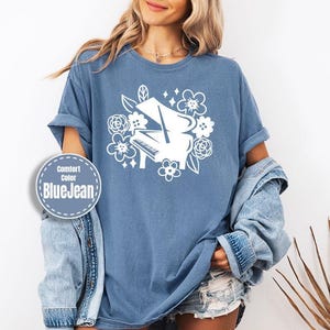 Comfort Colors® Floral Piano Shirt, Cute Pianist Gift Shirt,  Piano Love T-shirt, Piano Player Gift Shirt, Piano Teacher Gift Shirts