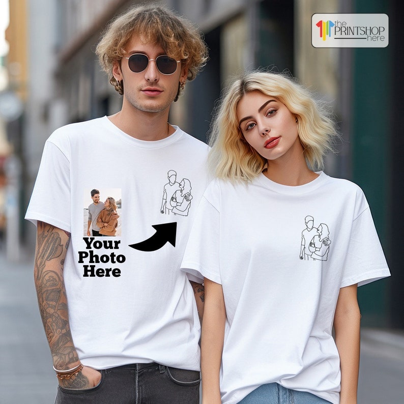 Portrait de famille personnalisé à partir d'un t-shirt photo, cadeau personnalisé, chemise de poche dessin photo de couple personnalisée, sweat-shirt dessin portrait personnalisable image 1